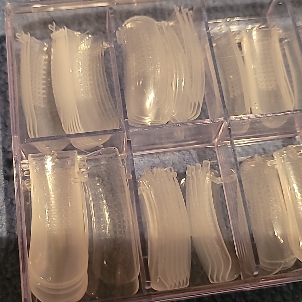 Poly gel forms - Picture 4 of 5